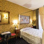 Bed & Breakfast Residenza Ave 4*