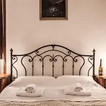 Bed and breakfast Residenza Ave 4*