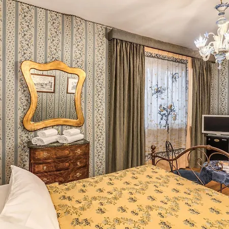 Bed & Breakfast Residenza Ave 4*